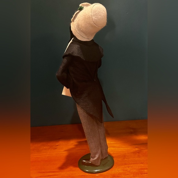 RARE -Vintage 1989 Byers' Choice Caroler -Victorian Man w/ Music Sheet -Like New - Picture 6 of 9